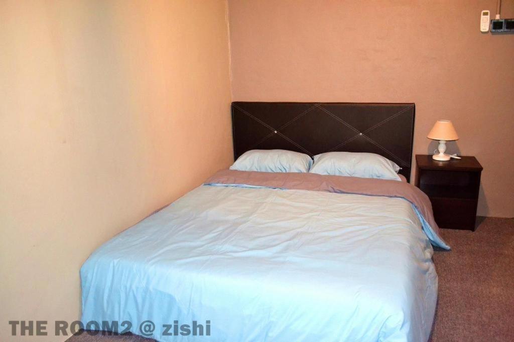 The Room2 @ Zishi Kota Bharu Exterior photo